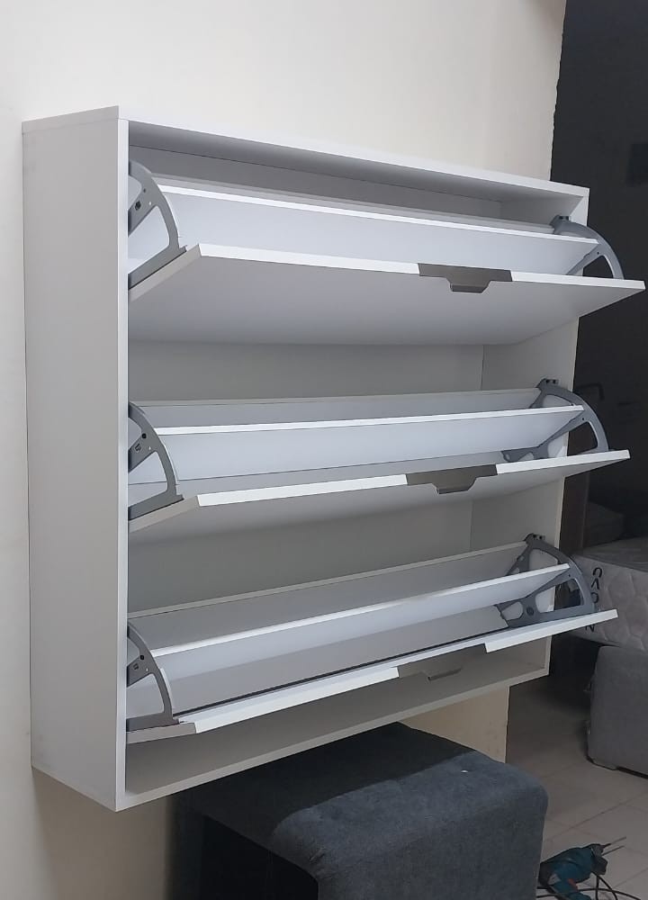 24‑Pair Bucket Flip Shoe Rack – With Decor, No Drawers